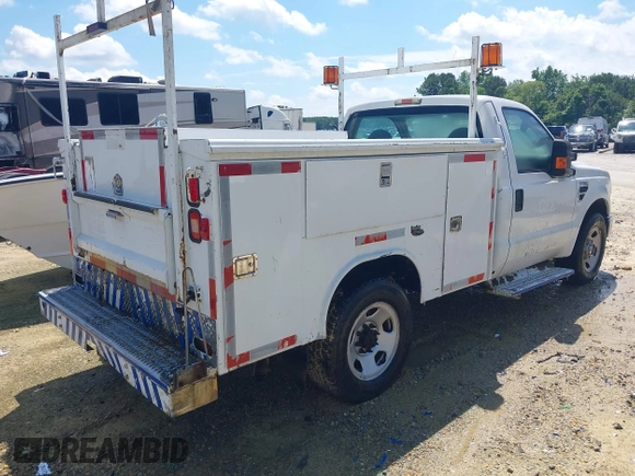 2008 Ford F-350 with VIN 1FDSF30568EB85539, listed as a IAAI auction lot 42207045 with 307,671 mi miles and . Bid and sale history available at DreamBid. Image 4.
