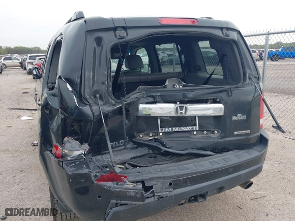 2009 Honda Pilot Touring with VIN 5FNYF388X9B024429, listed as a IAAI auction lot 41924600 with 125,400 mi miles. Bid and sale history available at carsss.com. Image 6.