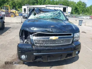 2012 Chevrolet Avalanche LTZ z VIN 3GNTKGE73CG110781, wystawiony jako IAAI lot #42557794 z przebiegiem 146 575 mil mil oraz . Historia ofert i sprzedaży dostępna na DreamBid. Obrazek 6.