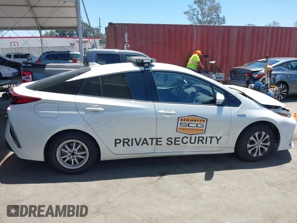 2020 Toyota Prius LE with VIN JTDKARFP6L3159932, listed as a IAAI auction lot 42714958 with 157,110 mi miles and . Bid and sale history available at DreamBid. Image 13.