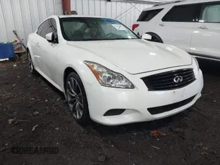 2008 Infiniti G37 Coupe Journey with VIN JNKCV64E08M107303, listed as a IAAI auction lot 41872604 with 187,279 mi miles. Bid and sale history available at carsss.com. Image 1.