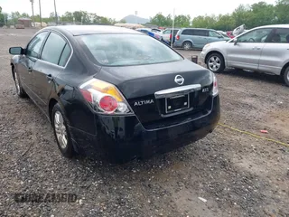 2012 Nissan Altima S z VIN 1N4AL2AP5CC112885, wystawiony jako IAAI lot #42176031 z przebiegiem Nie podano mil oraz . Historia ofert i sprzedaży dostępna na DreamBid. Obrazek 3.