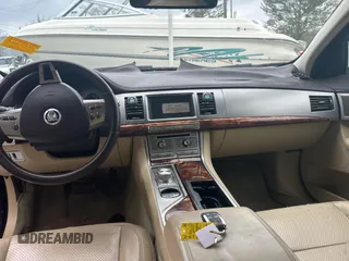 2009 Jaguar XF with VIN SAJWA07C491R36719, listed as a Copart auction lot 89379805 with 101,949 mi miles and Clean Title. Bid and sale history available at DreamBid. Image 9.