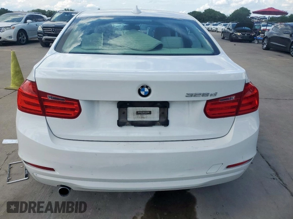 2014 BMW 3 Series 328d z VIN WBA3D3C57EF099105, wystawiony jako Copart lot #63044005 z przebiegiem 138 543 mil mil oraz Czysty tytuł • Clean title. Historia ofert i sprzedaży dostępna na DreamBid. Obrazek 6.