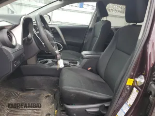 2017 Toyota RAV4 LE z VIN 2T3BFREV4HW567464, wystawiony jako Copart lot #51583725 z przebiegiem 97 561 mil mil oraz Szkoda całkowita • Salvage title. Historia ofert i sprzedaży dostępna na DreamBid. Obrazek 7.