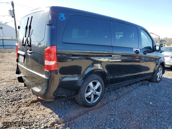 2018 Mercedes-Benz Metris Passenger Van with VIN WD4PG2EE4J3393453, listed as a Copart auction lot 46002125 with NaN miles and Clean Title. Bid and sale history available at carsss.com. Image 3.