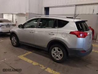 2015 Toyota RAV4 LE with VIN JTMBFREV0FJ028173, listed as a IAAI auction lot 41539921 with 159,291 mi miles. Bid and sale history available at carsss.com. Image 3.
