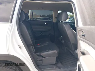 2023 Volkswagen Atlas SE с VIN 1V2WR2CA3PC546489, выставлен на аукционе IAAI как лот 40277996 с пробегом 22 459 миль миль и . История ставок и продаж доступна на DreamBid. Изображение 8.
