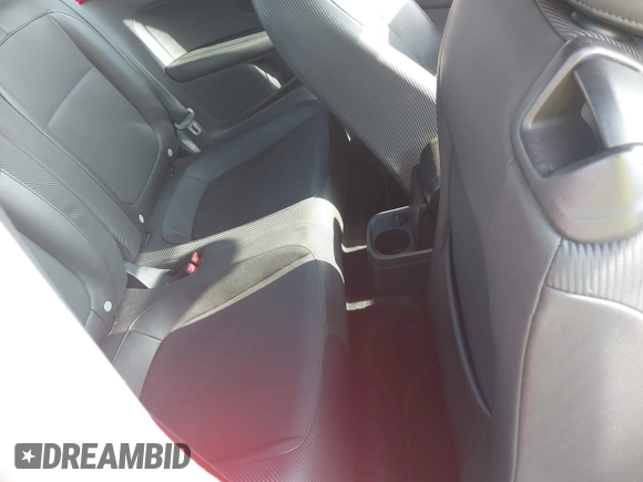 2013 Volkswagen Beetle 2.5L w/Sun/Sound/Nav with VIN 3VWJX7AT4DM672158, listed as a IAAI auction lot 42187543 with 94,961 mi miles and . Bid and sale history available at DreamBid. Image 8.