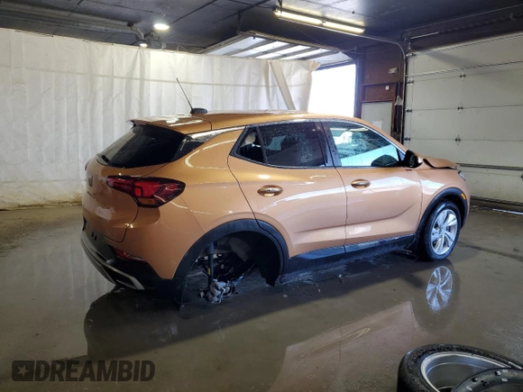 2024 Buick Encore GX Preferred z VIN KL4AMCSLXRB015487, wystawiony jako Copart lot #56033565 z przebiegiem 7 188 mil mil oraz Szkoda całkowita • Salvage title. Historia ofert i sprzedaży dostępna na DreamBid. Obrazek 3.