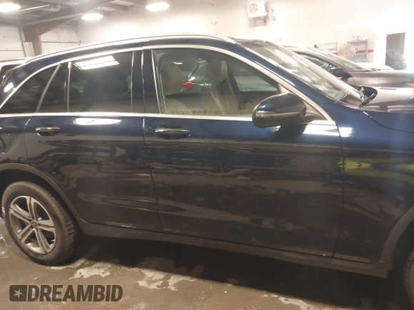 2019 Mercedes-Benz GLC 300 z VIN WDC0G4KB5KV123522, wystawiony jako IAAI lot #40485029 z przebiegiem 48 685 mil mil oraz . Historia ofert i sprzedaży dostępna na DreamBid. Obrazek 13.