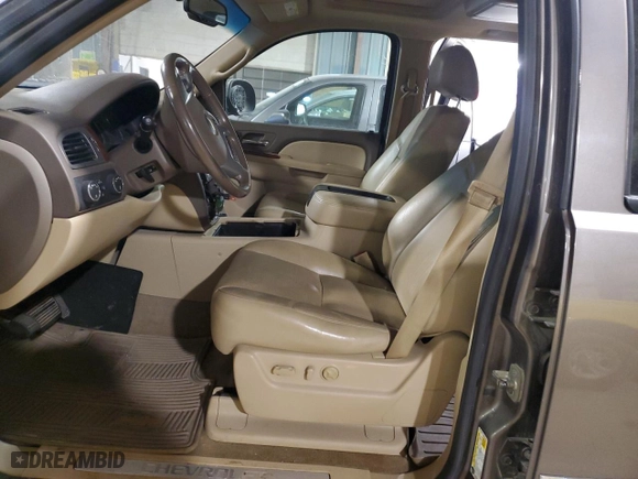 2013 Chevrolet Suburban LTZ with VIN 1GNSKKE78DR193138, listed as a Copart auction lot 41527175 with 0 mi miles and Salvage Title. Bid and sale history available at carsss.com. Image 7.