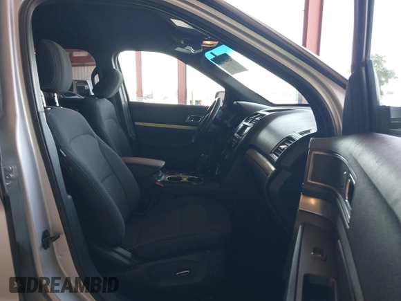 2018 Ford Explorer XLT with VIN 1FM5K7D82JGA19887, listed as a IAAI auction lot 42049120 with 105,748 mi miles and . Bid and sale history available at DreamBid. Image 5.