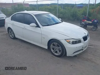 2008 BMW 3 Series 328i с VIN WBAVA33588K053358, выставлен на аукционе IAAI как лот 42535163 с пробегом 206 942 миль миль и . История ставок и продаж доступна на DreamBid. Изображение 1.