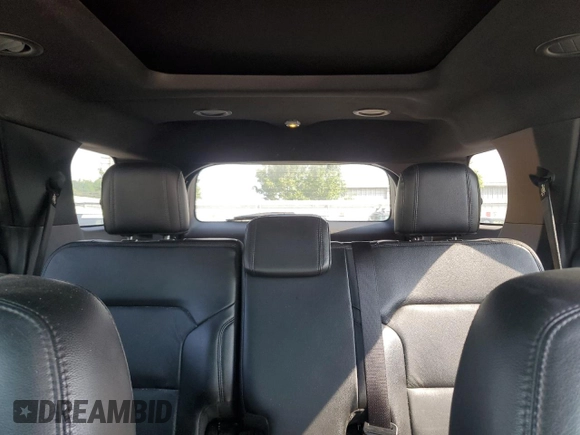 2017 Ford Explorer XLT with VIN 1FM5K8D8XHGB73537, listed as a Copart auction lot 62698455 with 196,979 mi miles and Clean title. Bid and sale history available at DreamBid. Image 10.