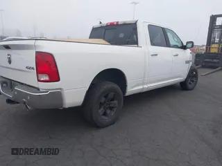 2017 Ram 1500 Big Horn z VIN 1C6RR7TM9HS710347, wystawiony jako IAAI lot #41935809 z przebiegiem 88 745 mil mil oraz . Historia ofert i sprzedaży dostępna na DreamBid. Obrazek 4.