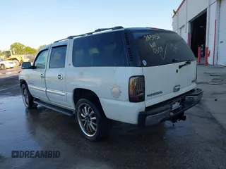 2005 GMC Yukon XL SLT with VIN 3GKEC16Z35G243754, listed as a IAAI auction lot 41763083 with 219,014 mi miles. Bid and sale history available at carsss.com. Image 3.