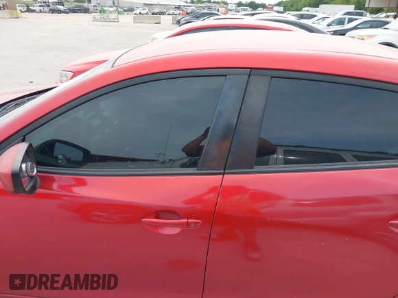 2015 Mazda 3 i Sport z VIN JM1BM1U71F1225833, wystawiony jako IAAI lot #42264702 z przebiegiem 173 583 mil mil oraz . Historia ofert i sprzedaży dostępna na DreamBid. Obrazek 14.