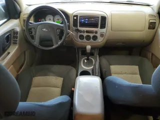 2007 Ford Escape XLT with VIN 1FMYU03197KA62373, listed as a Copart auction lot 50917165 with 150,893 mi miles and Clean Title. Bid and sale history available at carsss.com. Image 8.