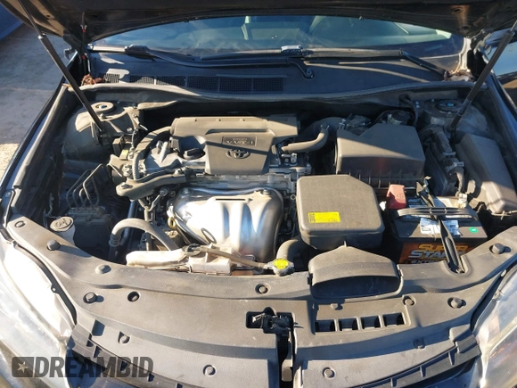 2015 Toyota Camry XLE z VIN 4T1BF1FK8FU928187, wystawiony jako IAAI lot #41870784 z przebiegiem 103 513 mil mil oraz . Historia ofert i sprzedaży dostępna na DreamBid. Obrazek 10.