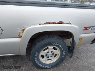 2004 Chevrolet Silverado 1500 Z71 with VIN 2GCEK19T541324428, listed as a IAAI auction lot 42082024 with 130,912 mi miles. Bid and sale history available at carsss.com. Image 15.