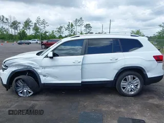 2019 Volkswagen Atlas SE with VIN 1V2WR2CA4KC509962, listed as a IAAI auction lot 42147840 with 67,557 mi miles and . Bid and sale history available at DreamBid. Image 14.