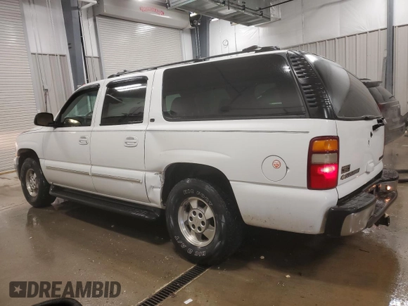 2003 Chevrolet Suburban LT with VIN 3GNEC16Z33G340100, listed as a Copart auction lot 43993315 with 236,836 mi miles and Clean Title. Bid and sale history available at carsss.com. Image 2.