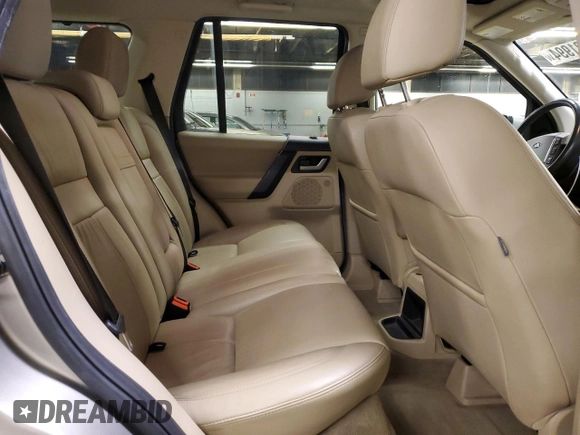 2011 Land Rover LR2 HSE with VIN SALFT2BN4BH217506, listed as a Copart auction lot 85781994 with 103,758 mi miles and Clean Title. Bid and sale history available at DreamBid. Image 10.