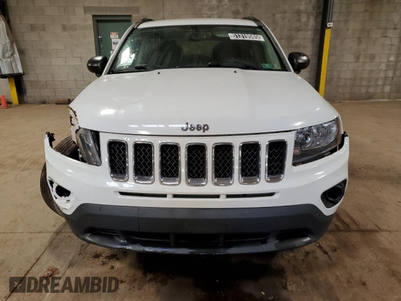 2016 Jeep Compass Sport with VIN 1C4NJCBA2GD815622, listed as a Copart auction lot 51319585 with 66,620 mi miles and Clean Title. Bid and sale history available at DreamBid. Image 5.