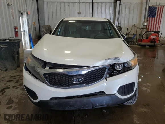 2012 Kia Sorento LX with VIN 5XYKT3A18CG233549, listed as a Copart auction lot 52532305 with 163,735 mi miles and Non Repairable. Bid and sale history available at DreamBid. Image 5.