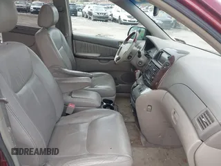 2005 Toyota Sienna XLE with VIN 5TDBA22C25S047298, listed as a IAAI auction lot 42039417 with 185,105 mi miles. Bid and sale history available at carsss.com. Image 5.