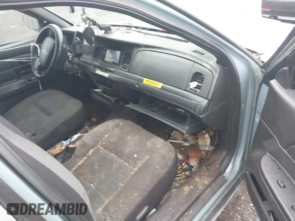 2006 Ford Police Interceptor с VIN 2FAFP71W76X109699, выставлен на аукционе IAAI как лот 42272406 с пробегом Не указан миль и . История ставок и продаж доступна на DreamBid. Изображение 5.