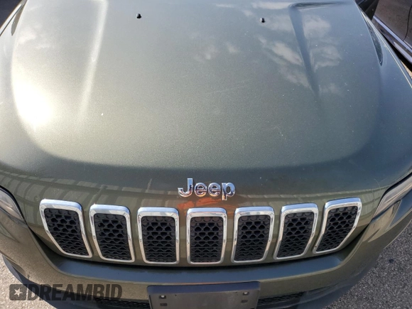 2019 Jeep Cherokee Latitude with VIN 1C4PJLCB0KD448342, listed as a Copart auction lot 51621495 with 86,551 mi miles and Salvage Title. Bid and sale history available at carsss.com. Image 12.