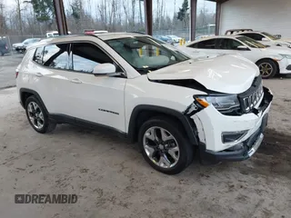 2019 Jeep Compass Limited with VIN 3C4NJCCB4KT675857, listed as a IAAI auction lot 41533156 with 59,832 mi miles. Bid and sale history available at carsss.com. Image 1.