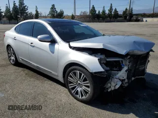 2016 Kia Cadenza Premium with VIN KNALN4D73G5218960, listed as a Copart auction lot 46759185 with 111,038 mi miles and Salvage Title. Bid and sale history available at carsss.com. Image 4.