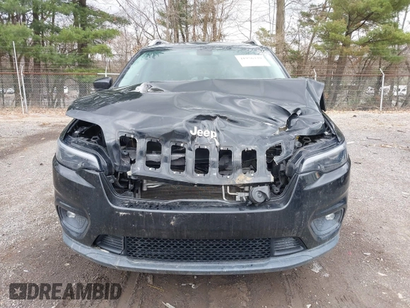 2019 Jeep Cherokee Latitude Plus with VIN 1C4PJMLB1KD237138, listed as a IAAI auction lot 41956339 with 81,180 mi miles. Bid and sale history available at carsss.com. Image 12.