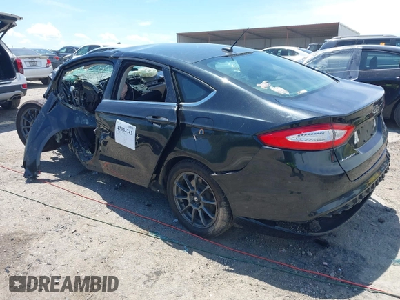 2015 Ford Fusion SE Hybrid with VIN 3FA6P0LU6FR166655, listed as a IAAI auction lot 42334743 with Not provided miles and . Bid and sale history available at DreamBid. Image 3.