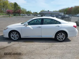 2011 Lexus ES with VIN JTHBK1EG6B2444679, listed as a IAAI auction lot 42181070 with 192,416 mi miles. Bid and sale history available at carsss.com. Image 14.