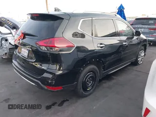 2020 Nissan Rogue S z VIN KNMAT2MV6LP534760, wystawiony jako IAAI lot #41573142 z przebiegiem 73 833 mil mil oraz . Historia ofert i sprzedaży dostępna na DreamBid. Obrazek 4.