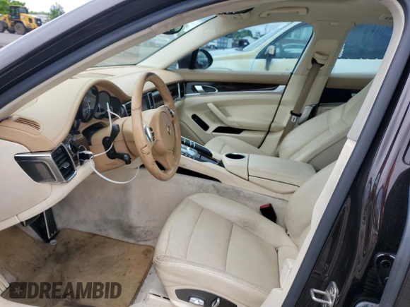 2010 Porsche Panamera S z VIN WP0AB2A7XAL062303, wystawiony jako Copart lot #57880055 z przebiegiem 137 131 mil mil oraz Szkoda całkowita • Salvage title. Historia ofert i sprzedaży dostępna na DreamBid. Obrazek 7.