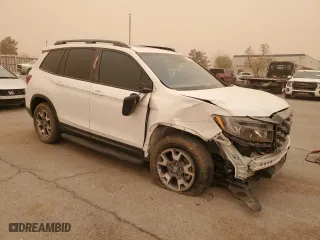 2022 Honda Passport TrailSport with VIN 5FNYF8H67NB008548, listed as a Copart auction lot 49726835 with 38,322 mi miles and Salvage Title. Bid and sale history available at carsss.com. Image 4.