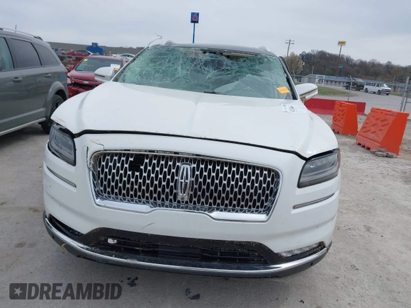 2022 Lincoln Nautilus Reserve with VIN 2LMPJ8K95NBL24072, listed as a IAAI auction lot 41824694 with Not provided miles and . Bid and sale history available at DreamBid. Image 6.