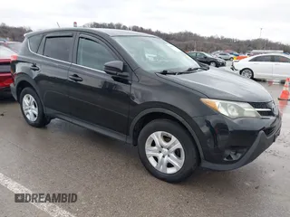 2013 Toyota RAV4 LE z VIN 2T3BFREV5DW035473, wystawiony jako IAAI lot #41464102 z przebiegiem 138 287 mil mil oraz . Historia ofert i sprzedaży dostępna na DreamBid. Obrazek 1.