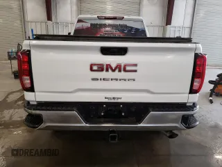 2024 GMC Sierra 3500HD Pro z VIN 1GT49SE75RF393920, wystawiony jako Copart lot #74218914 z przebiegiem 9858 mil mil oraz Szkoda całkowita • Salvage title. Historia ofert i sprzedaży dostępna na DreamBid. Obrazek 6.