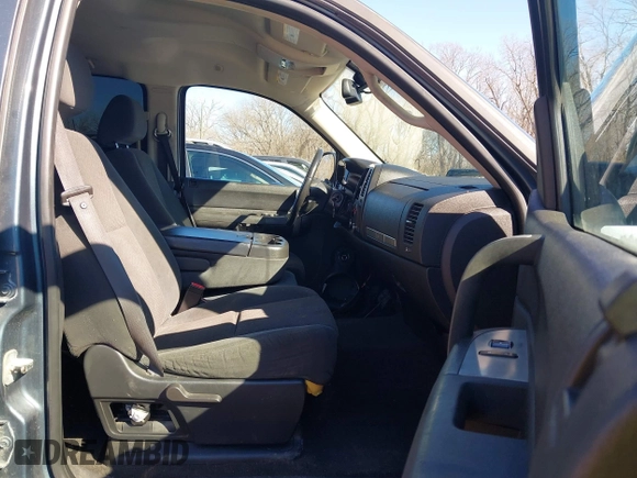 2007 GMC Sierra 1500 SLT z VIN 2GTEK133X71616220, wystawiony jako IAAI lot #41669281 z przebiegiem 269 626 mil mil oraz . Historia ofert i sprzedaży dostępna na DreamBid. Obrazek 5.