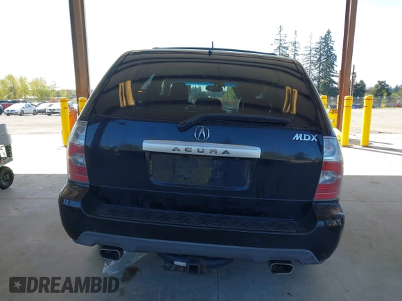 2006 Acura MDX Touring RES w/Navi with VIN 2HNYD18996H520308, listed as a IAAI auction lot 42040007 with 220,146 mi miles. Bid and sale history available at carsss.com. Image 16.