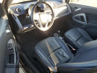 2012 Smart fortwo Pure z VIN WMEEJ3BA7CK543415, wystawiony jako Copart lot #42707385 z przebiegiem 76 280 mil mil oraz Szkody całkowita. Historia ofert i sprzedaży dostępna na DreamBid. Obrazek 8.