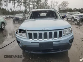 2013 Jeep Compass Latitude with VIN 1C4NJDEB8DD189709, listed as a Copart auction lot 86598874 with 170,041 mi miles and Salvage Title. Bid and sale history available at carsss.com. Image 5.