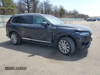 2018 Volvo XC90 Inscription z VIN YV4A22PL5J1324452, wystawiony jako Copart lot #53715215 z przebiegiem 46 883 mil mil oraz Szkoda całkowita • Salvage title. Historia ofert i sprzedaży dostępna na DreamBid. Obrazek 4.
