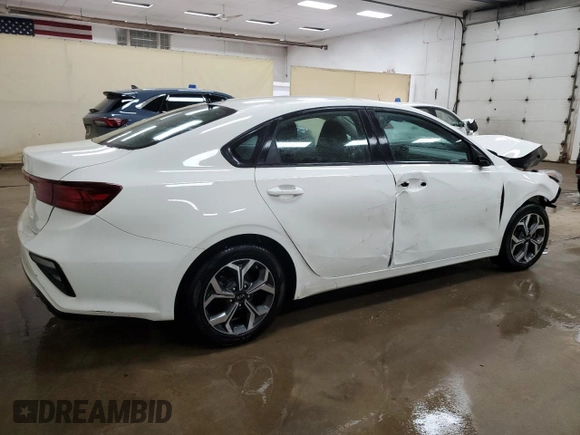 2021 Kia Forte LXS с VIN 3KPF24AD2ME264038, выставлен на аукционе Copart как лот 57260035 с пробегом 34 274 миль миль и На запчасти • Non repairable. История ставок и продаж доступна на DreamBid. Изображение 3.